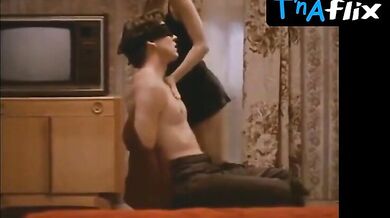 Perrey Reeves Breasts, Underwear Scene in Red Shoe Diaries