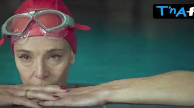 Belen Rueda Bikini, Underwear Scene in Free Falling