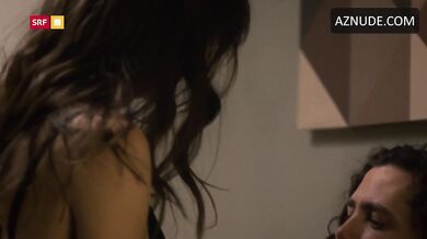 Vera Bommer Butt, Breasts Scene in Monogamish