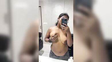 Tamil Milf Girl Alone Selfi