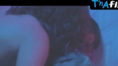 Jessica Barr Breasts Scene in Can'T Seem To Make You Mine