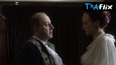 Yuliya Shul'Eva Underwear Scene in Pervyj Sneg