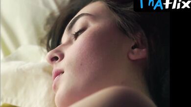 Unknown Sexy Scene in Built 2 Kill