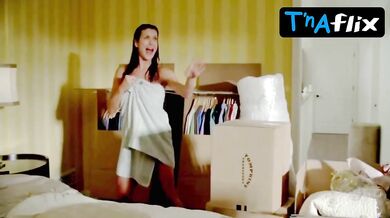 Kate Walsh Sexy Scene in Private Practice