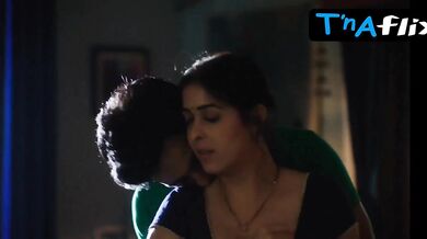 Garima Jain Lesbian, Bikini Scene in Garima Jain