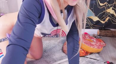 Molly Dildo Ass Fun