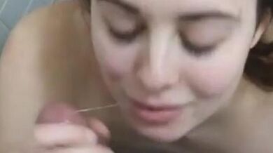 Facial For College Slut In Dorm Shower