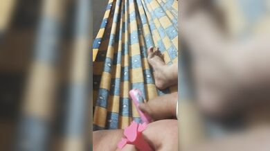 Masturbating in the hammock fucking my belly button and pussy till cum
