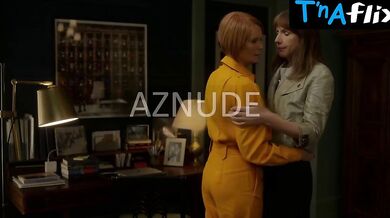Cynthia Nixon Lesbian Scene in And Just Like That...