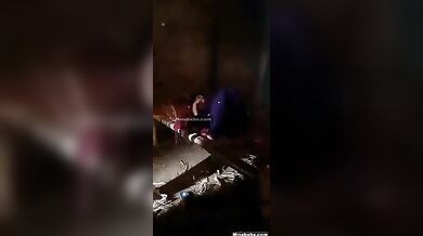 Pakistani Mature Village Couple Having Romance & Fucking