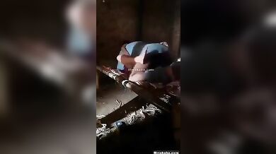 Pakistani Mature Village Couple Having Romance & Fucking