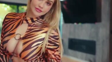 Mia Malkova OF Nude Halloween Try On Haul Video Leaked