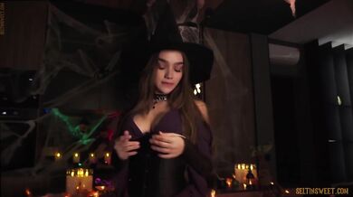 Selti Halloween Witch Dildo Masturbation PPV Video Leaked (Seltin Sweety)