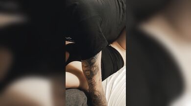 Loud Orgasm: Romantic MILF's Ultimate Pleasure