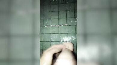 Gwen Singer Shower Dildo Porn Video