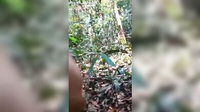 Beautiful?Virgin Nepali College Girl?Fucking With Her Boyfriend In Forest!??