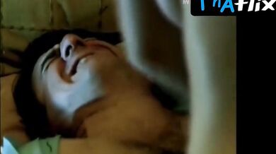 Araceli Gonzalez Breasts Scene in Mujeres Asesinas