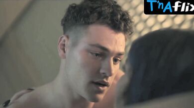 Lola Rodriguez Sexy Scene in Welcome To Eden