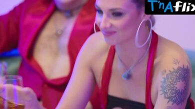 Malgorzata Socha Breasts, Bikini Scene in Algorytm Milosci