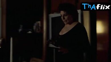 Charo Lopez Breasts Scene in Nudos