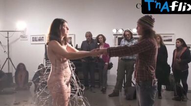 Narany Mireya Butt, Breasts Scene in Alternativa