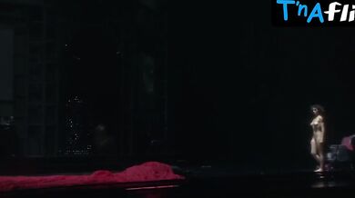 Ana Bercianos Butt, Breasts Scene in De Teatro Madrid