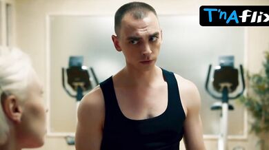 Mariya Krotova Sexy Scene in Bednye Smeyutsya, Bogatye Plachut