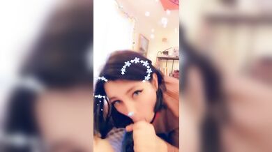 Young Girl Sucks Big Cock On Snapchat