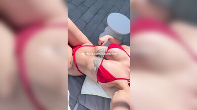 Slutty Pussy Spread Wide for the Whole Room to See