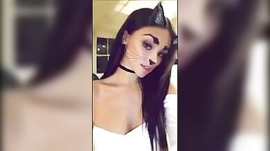 Madison Beer Nude Photos & Sex Tape Leaked!