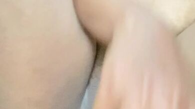 අක්කාගේ යාලුවා ඩිල්ඩෝ එකක් බස්සන් ගත්ත සැප