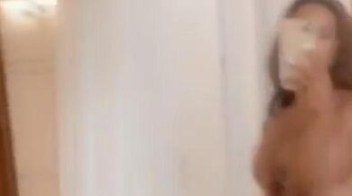 Barbie Ve Nude Mirror Tease