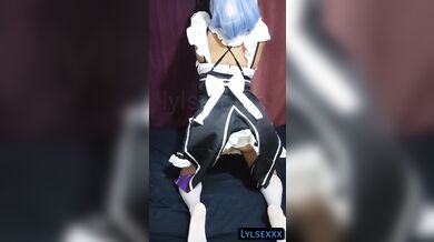 Otaku con cosplay de Rem