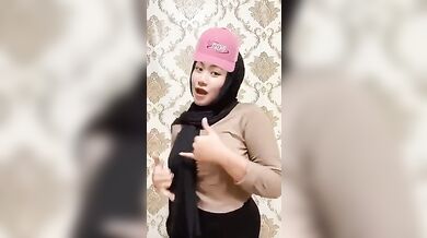 JILBAB GOYANG PANTAT