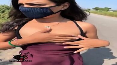 Hindi PublicPlace FFX567