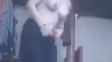 Pakistani Cute Sexy Girl Rubbing Her Clean Pussy N Showing Tits To Lover.