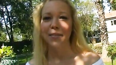Hottest peeper xxx clip