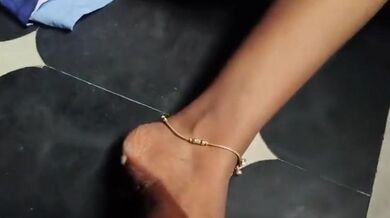 Indian homemade - vijay002 fucks pregnant girlfriend in missionary with milky boobs close-up