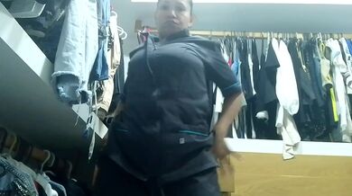 Mature and big-ass employee mastturbates in the bosses dressing room