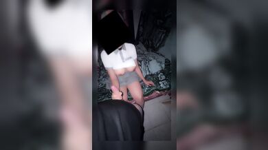 La CHICHONA del Colegio! Que Sabrosas Tetas de Estudiante! Video Casero!