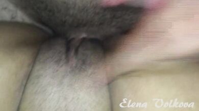 MILF gets huge cumshot all-over her pussy