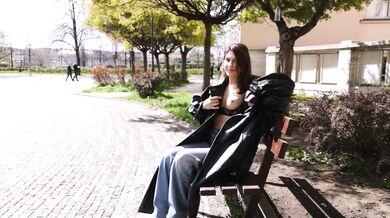 ELLIE LUNA - COLD DAY WITH ELLIE