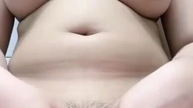 Bokep Viral miss piyu daster kuning