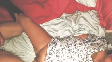 Bar pick up fuck gets kinky and a massive load on her face