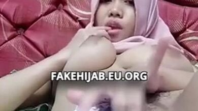 Binor Hijab Nakal Suka VCS Sama Brondong