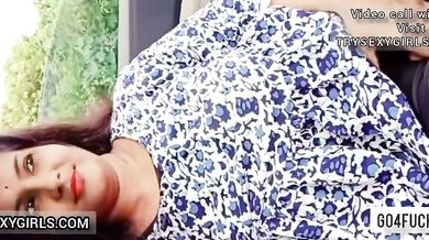 Desi Girlfriend Ko Birthday Gift Dheke Chodha Car Me - Hindi Audio - Ko Ko