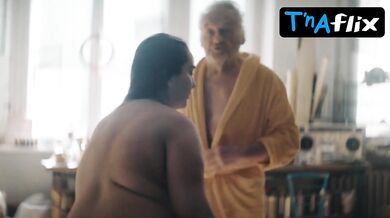Agata Wisniewska Sexy Scene in Warszawianka