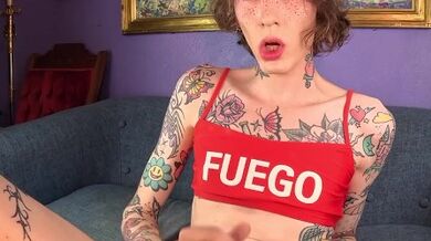 Rose is thirsty and needs to cum