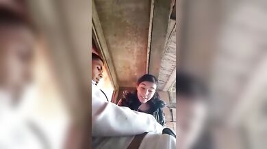 Desi Boy Bunk Class And Have Sex With Girlfriend