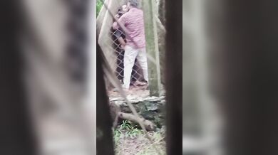 Desi Aunty Sex With Uncle In Park